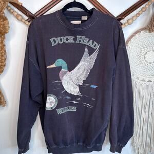 Vintage Duck Head Nature Wildlife Distressed Grunge Crew